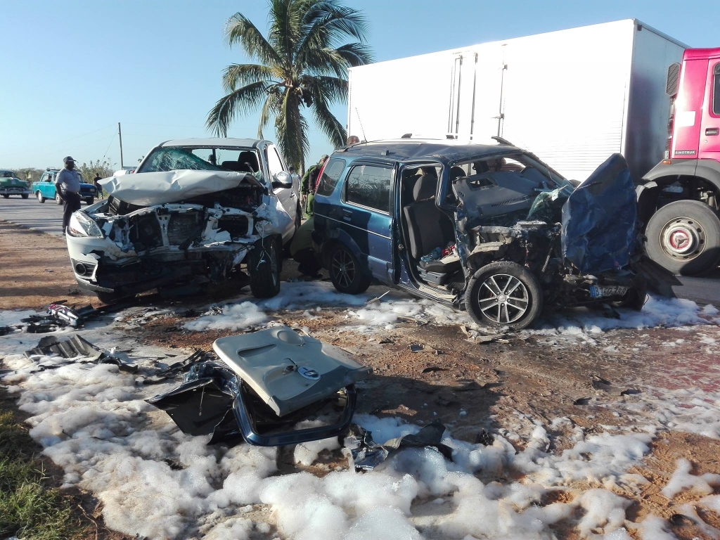 Accidente de tránsito en Cuba deja una fallecida y cuatro heridos