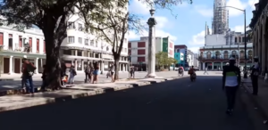 Avenida Carlos III, cubanos, La Habana